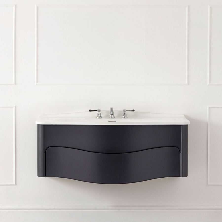 Victoria + Albert Mandello 114 Volo Luxe by Design