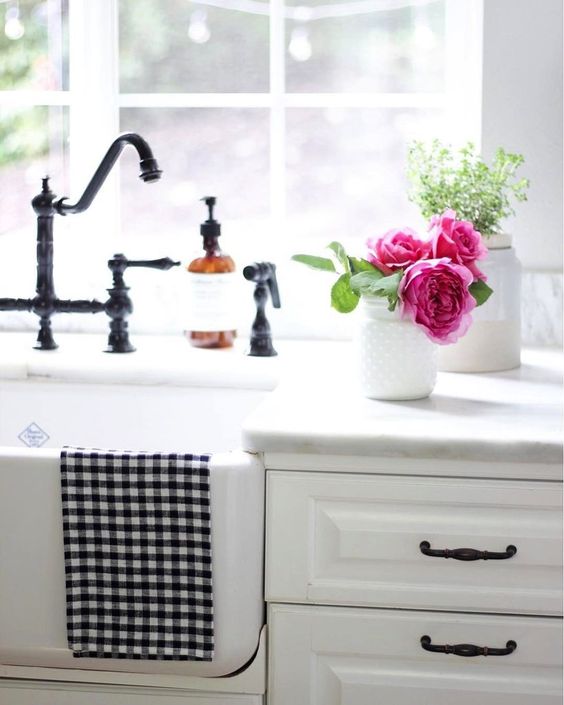 Shaws Butler 600 fireclay butler sink. Distributed in Australia by Luxe by Design, Brisbane.