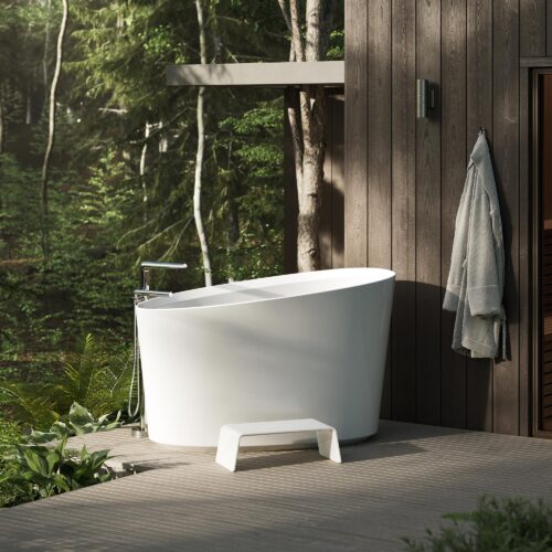Victoria + Albert Kerid 1400 gloss white sitter bath - cold plunge bath or hot soak bath, distributed in Australia by Luxe by Design. Brisbane.